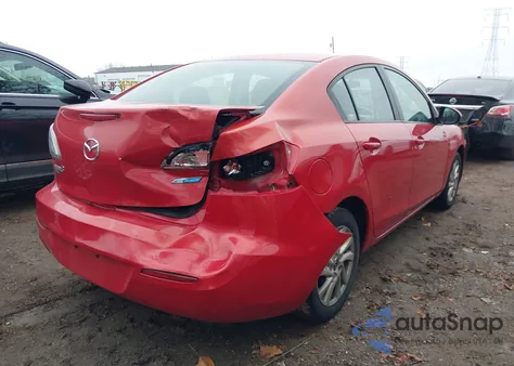 2013 Mazda Mazda3 I Touring z USA, uszkodzony, nr VIN JM1BL1VPXD1738495